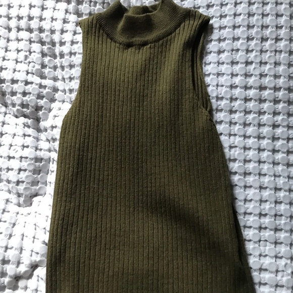 Crop short turtle neck - Picture 1 of 1